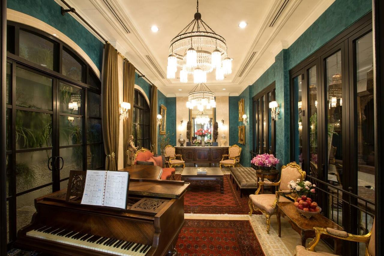 Sara's Hotel Bangkok Bagian luar foto