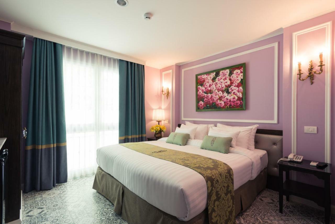 Sara's Hotel Bangkok Bagian luar foto