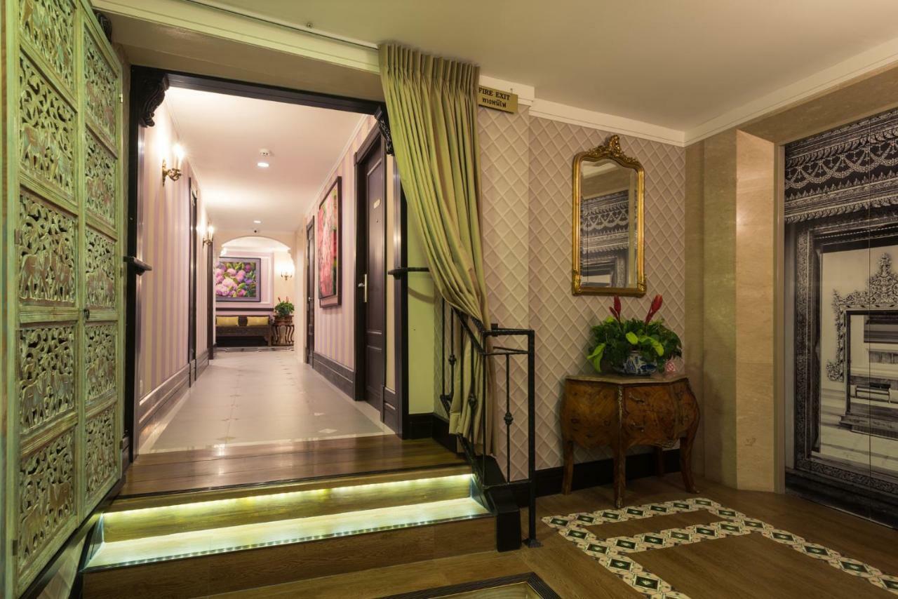 Sara's Hotel Bangkok Bagian luar foto